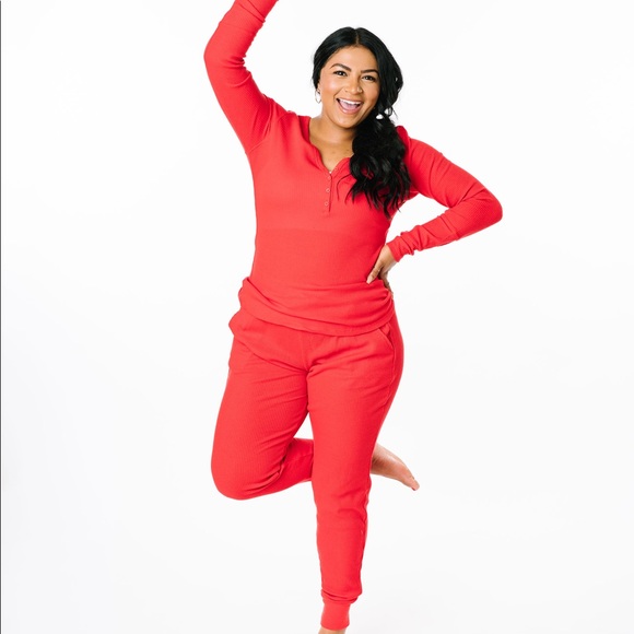 ZYIA Red Don’t Wake Me Thermal Set - Picture 2 of 2